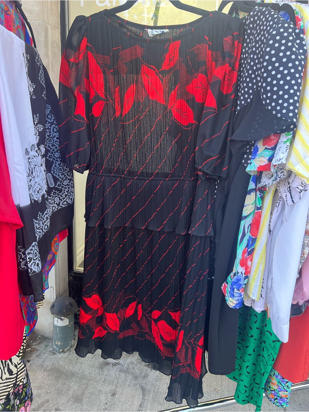 Vintage NuMode Plus Size Black & Red Floral Pleated Sheer Women’s Dress